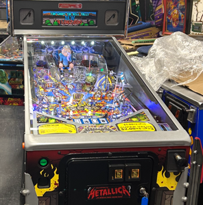 Metallica LE Flipperautomat zu verkaufen